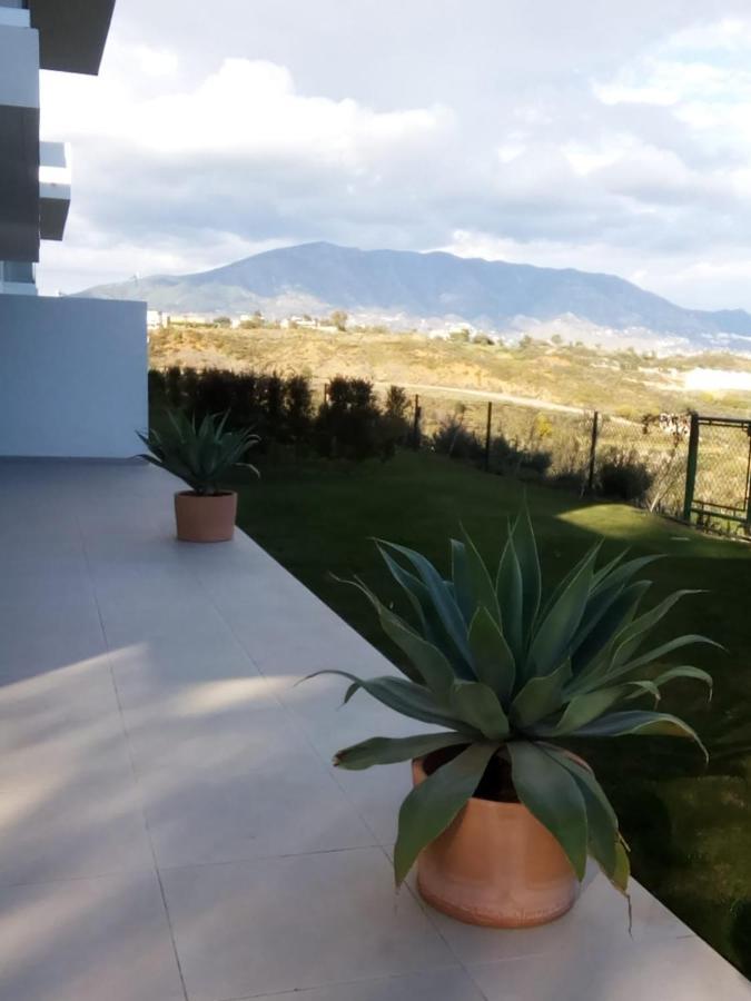 Appartement Costa Del Sol Golf First Line-near Marbella - Stunning Views - Ground Floor Penthouse - 3 Bedrooms - Big Terras And Garden 2- 6 Persons One Price! - Completely Furnished And Equipt For An Unforgetable And Golf Matches Pleasu